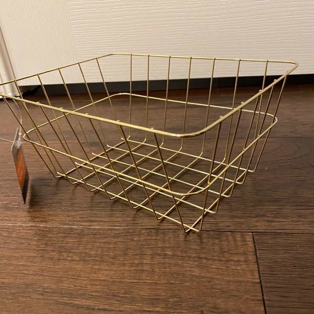 NWT Beautiful Gold rectangle Wire storage basket